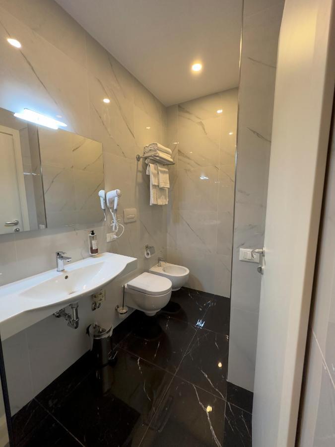 Hotel Smart Cruise Civitavecchia Luaran gambar